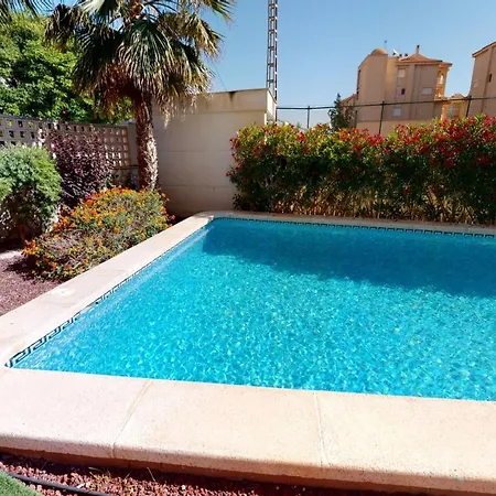 Bright Sea Views *